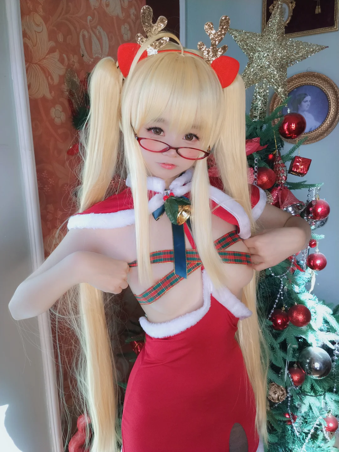软妹摇摇乐摇摇乐yoyo_Reindeer_Marie_Rose_104P_200MB tg@simisebaisi 【丝足阁】011.webp